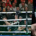 Shock in the ring – boxer fell headfirst through the ropes