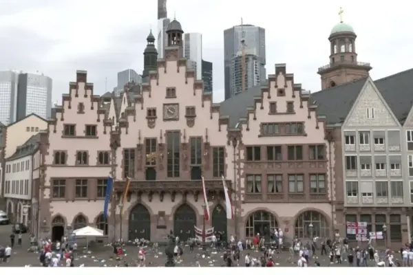 Muslim immigrants caused trouble again: did they really litter the historic square?