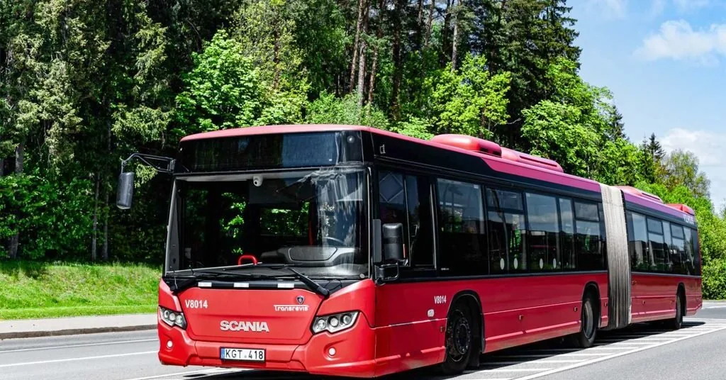 „Transrevis“ strengthens its positions in Vilnius: takes over part of the public transport routes and offers new services