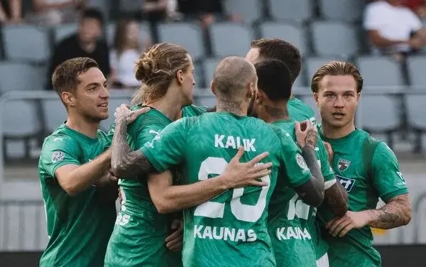 „Kauno Žalgiris“ climbed to the top of the championship with a late goal