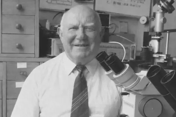 Dr. Jonas Verkelis, physicist and inventor, has died