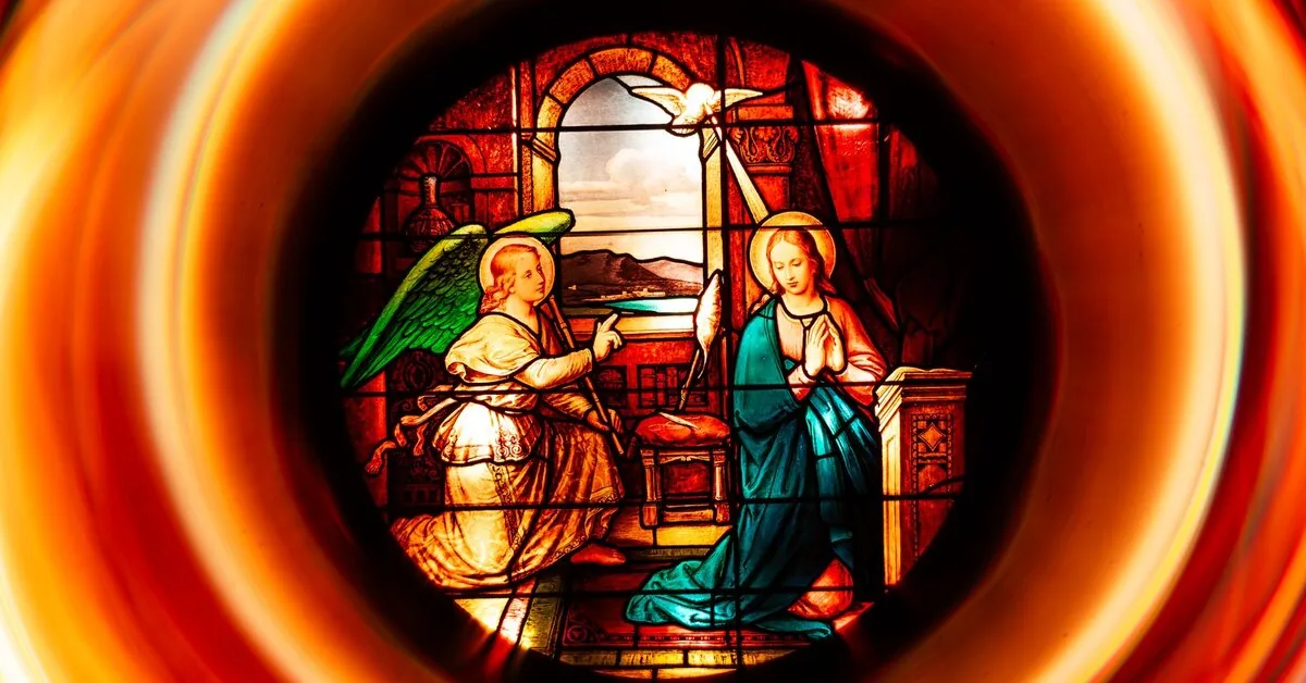 Restored stained glass windows of the Tiškevičiai Palace in Kretinga will speak the language of art