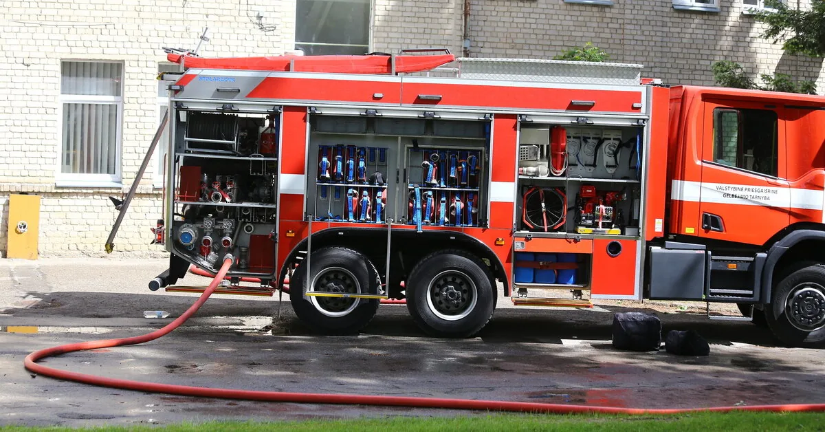 A fire broke out at the factory in Šiauliai, large firefighting forces concentrated