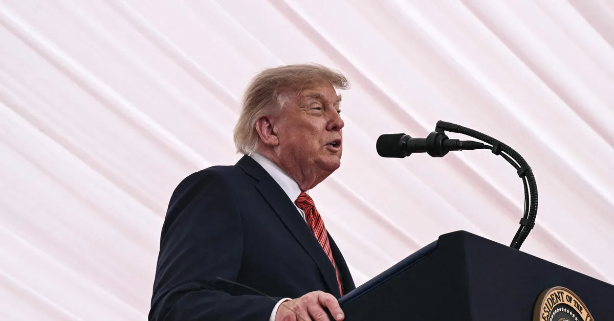 Donald Trump: Yemeni Houthis asked not to interfere in the conflict