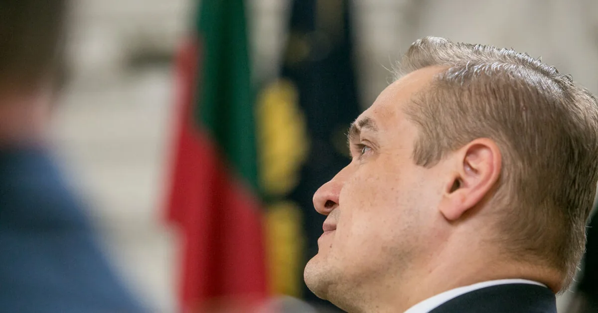 Eimutis Misiūnas appeals the unfavorable court decision against Gitanas Nausėda