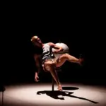 Two premieres and time experienced differently: the circus festival "Helium" returns to the "Arts Press"