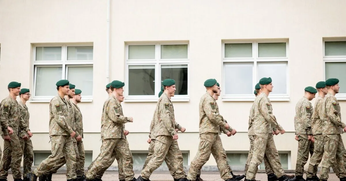 Mandatory military service can be completed in parts: you can still join