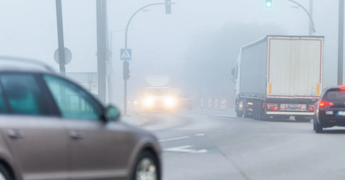 Autumn weather brings another unpleasant phenomenon: dangerous fog at night