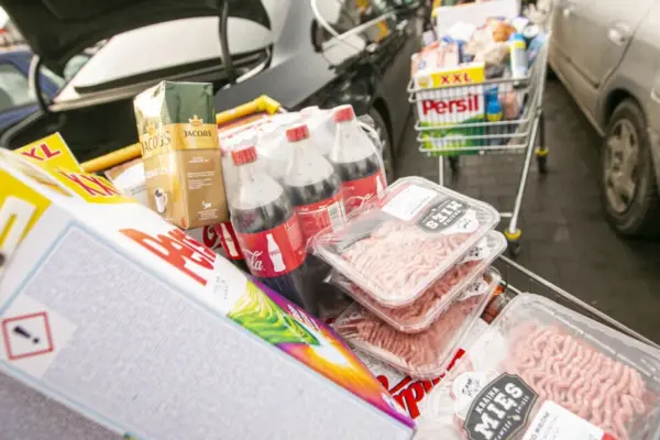 Lenkijoje galvojama apie pakeitimus, kurie patiks ir lietuviams: kalba eina apie parduotuves