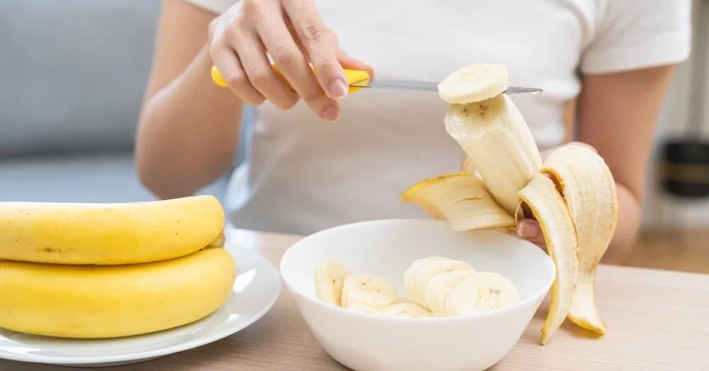 Can bananas cause reflux?