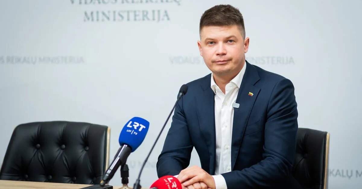 Minister: 12 tunnels for illegal migrants detected at the border with Belarus in five months