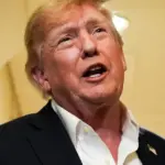 Donaldas Trumpas kalba apie „nesveiką sąmokslą“ prieš dirbtinį intelektą