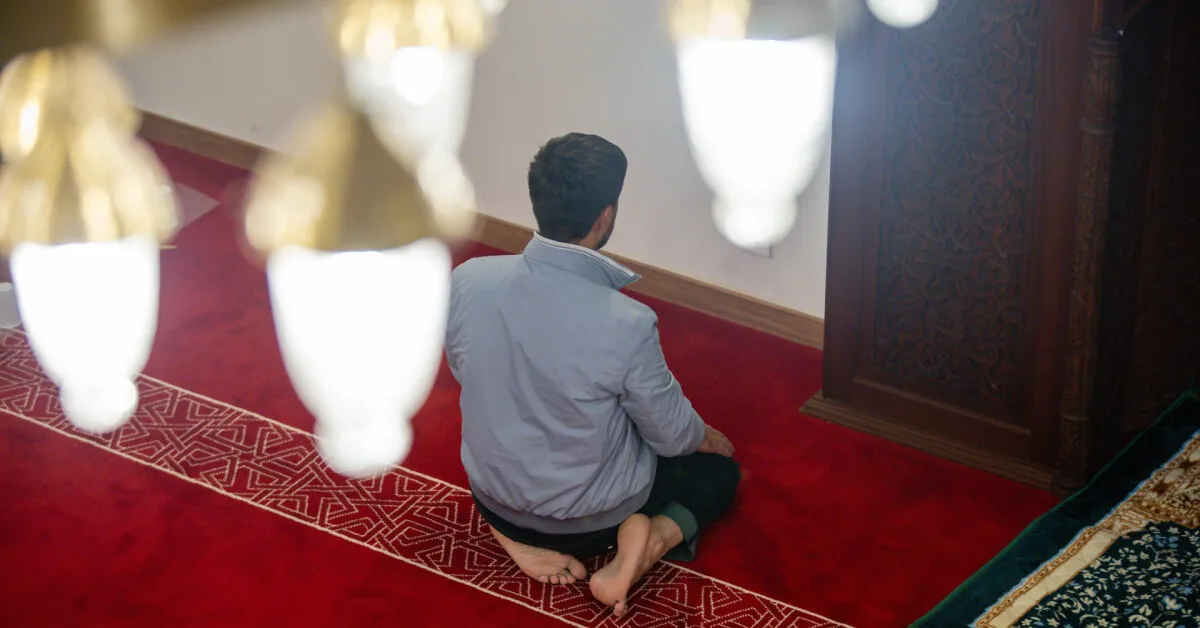 Sixty public figures, scientists, and cultural activists condemned the incident near the mosque in Kaunas