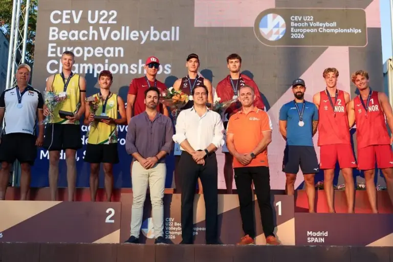 Photo by organizers / Dovydas Sinkevičius and Povilas Piešina (left), coached by Tadas Donėla (left), won silver medals at the European U22 Beach Volleyball Youth Championship.