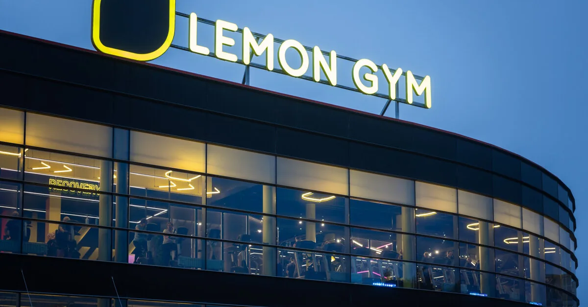 The doors opened to the renovated "Lemon Gym" sports club