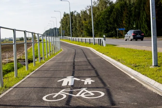 Via Lietuva/Teodoro Biliūno/BNS nuotr./Nauji pėsčiųjų ir dviračių takai