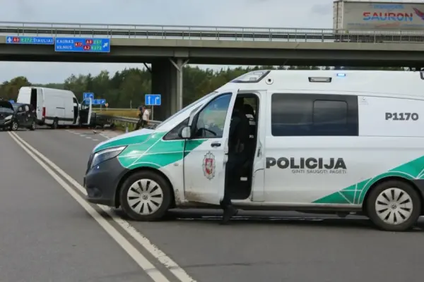 In Panevėžys, a car crashed into a pole: the driver died