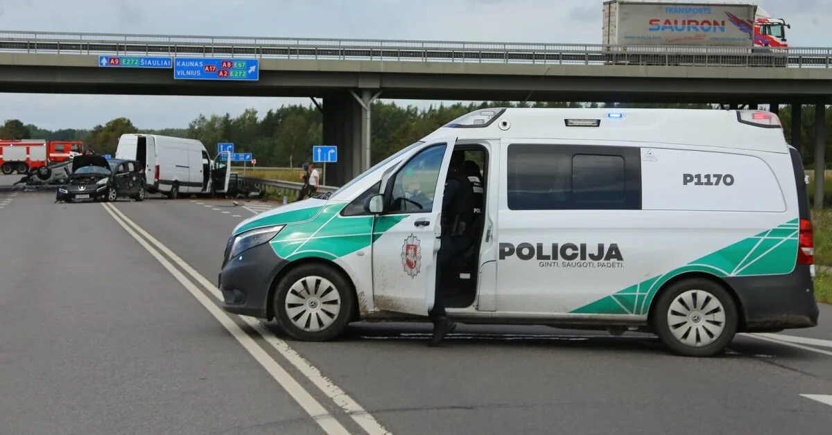 In Panevėžys, a car crashed into a pole: the driver died