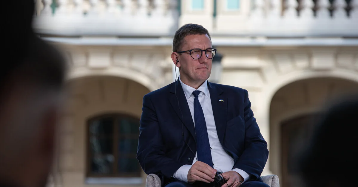 Estonia says it is consulting with France on joining the nuclear deterrence initiative