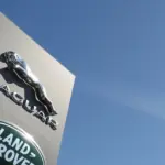 „Jaguar Land Rover“ announced it will cut 4000 jobs