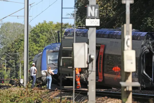 French Interior Minister urges caution in drawing conclusions about the train accident