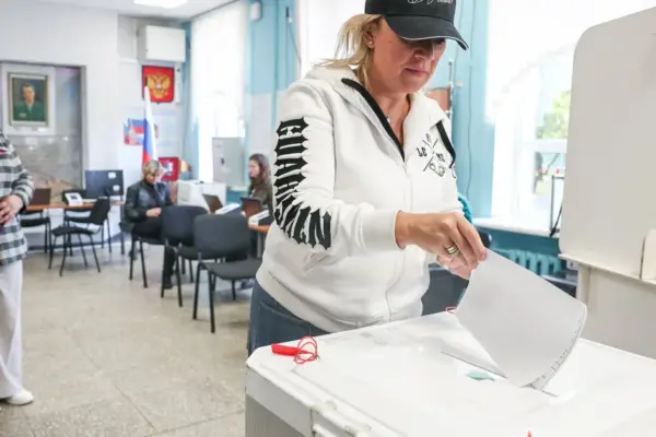 Antrąją parlamento rinkimų dieną Rusija skelbia apie kibernetines atakas