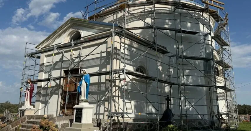 Promised 50 thousand, but not a cent in the account: the priest revealed what is happening