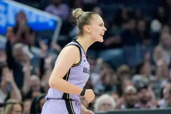 Jocytė, seizing the opportunity again, accurately made three-pointers