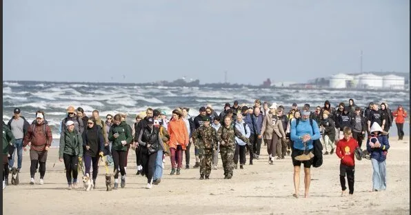 The long-awaited hike in the Curonian Spit is already underway: "TrenkTuras" has gathered almost 7000 hikers!