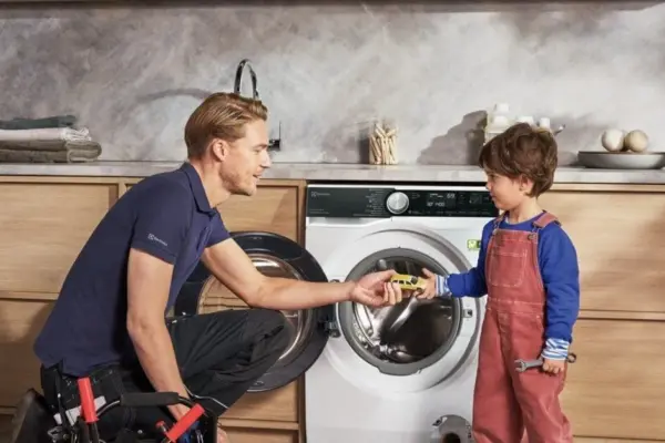 It still works, but it's already sending signals: when is it not worth postponing household appliance repairs?