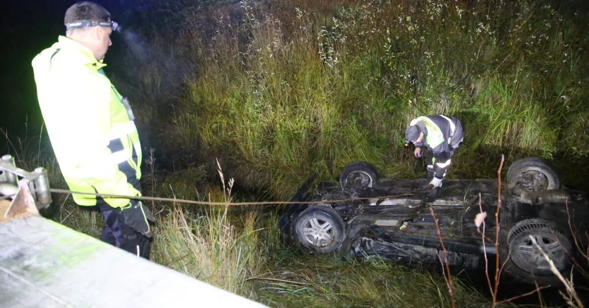 In Kaunas district, a "VW Golf" overturned after colliding with another car, and a woman fell out of it