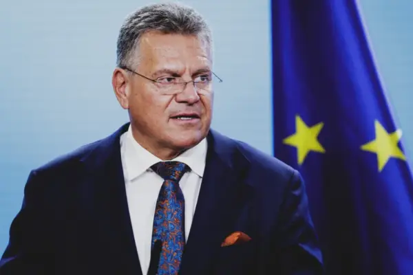 EU Trade Commissioner tries to ease tensions in relations with China