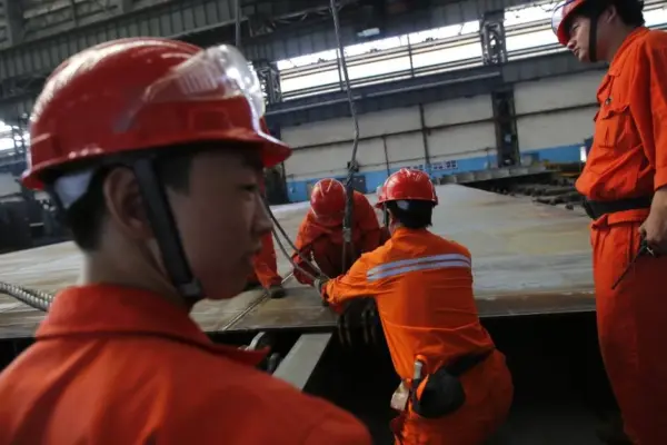 China is building the world's first such submarine vessel