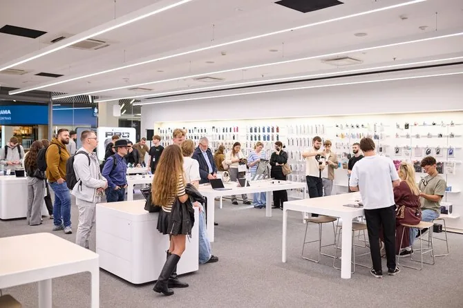Apple photo/Newest Apple devices already in Lithuania: their official sales have started