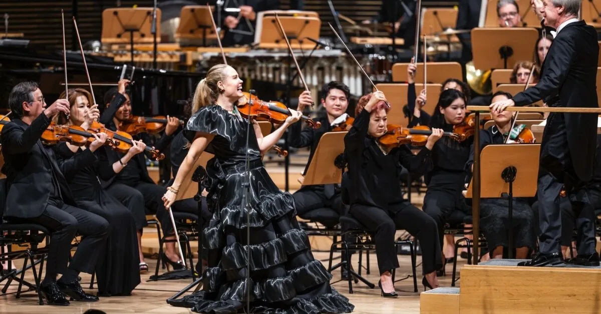 Violin star Leila Josefowicz performing in Vilnius: "Without the violin, I would be like a body without bones"