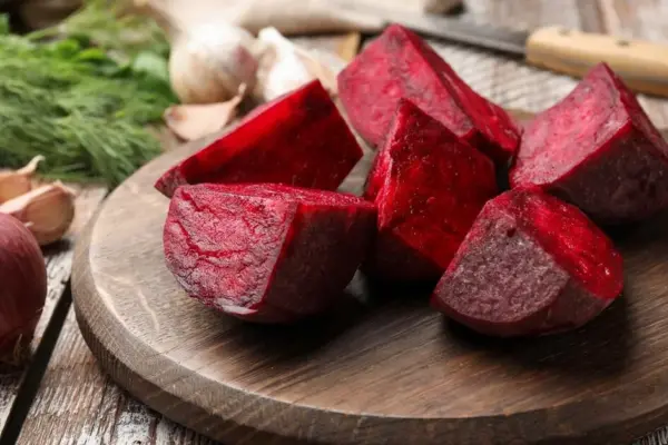 How to cook beets properly so they are tasty and juicy: a simple homemade method