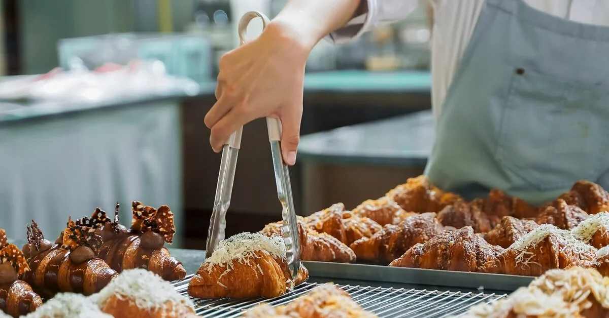 Negative reviews do not yet guarantee safety: what you need to know when buying food online