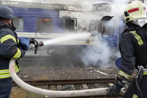 Russians struck just 2 km from the Polish border: a passenger train damaged in Volhynia