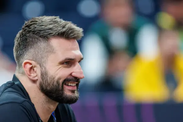 "Lithuanian basketball" is also left by Linas Kleiza: "Further work was impossible"