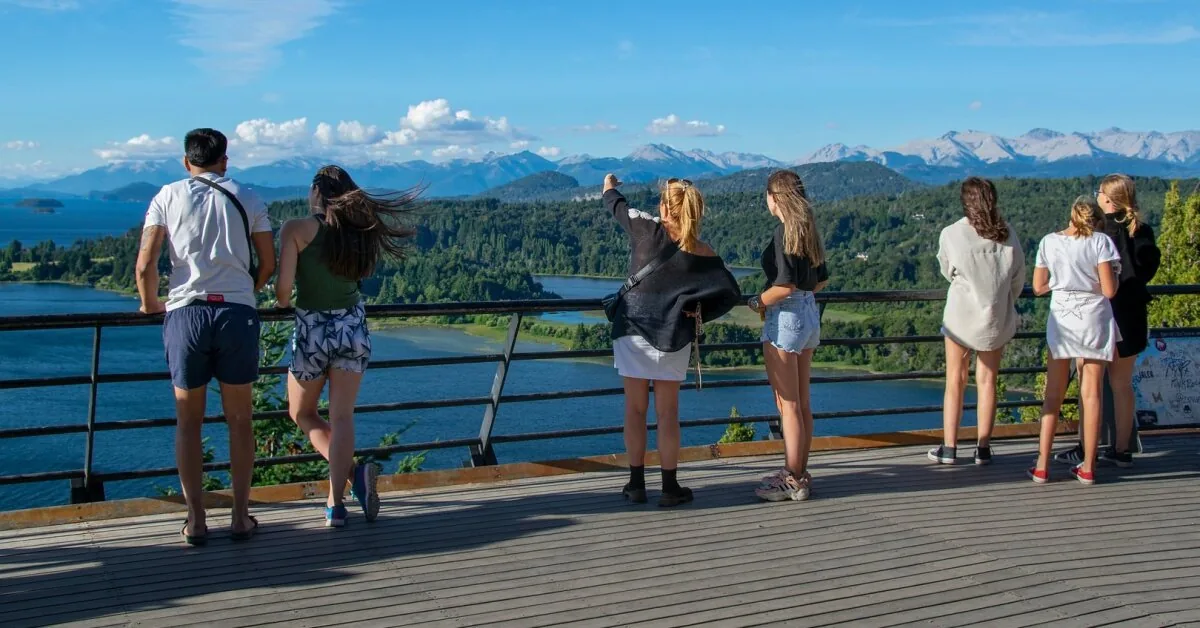 In a paradise resort in Argentina, you can live for free: here is what they ask in return