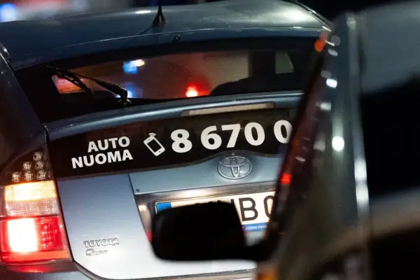 In Klaipėda, a driver possibly ran over a woman's leg
